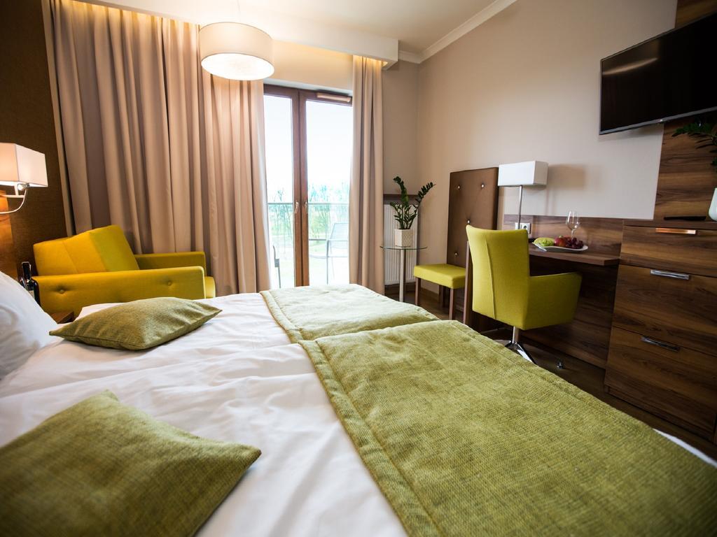 Mineral Hotel Malinowy Raj Solec Zdroj Luaran gambar