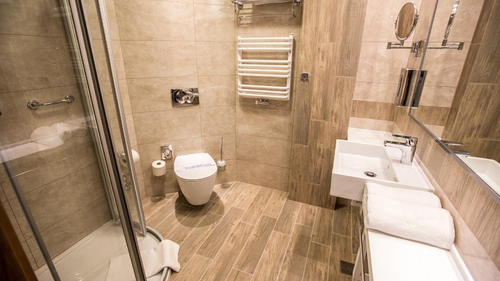 Mineral Hotel Malinowy Raj Solec Zdroj Luaran gambar