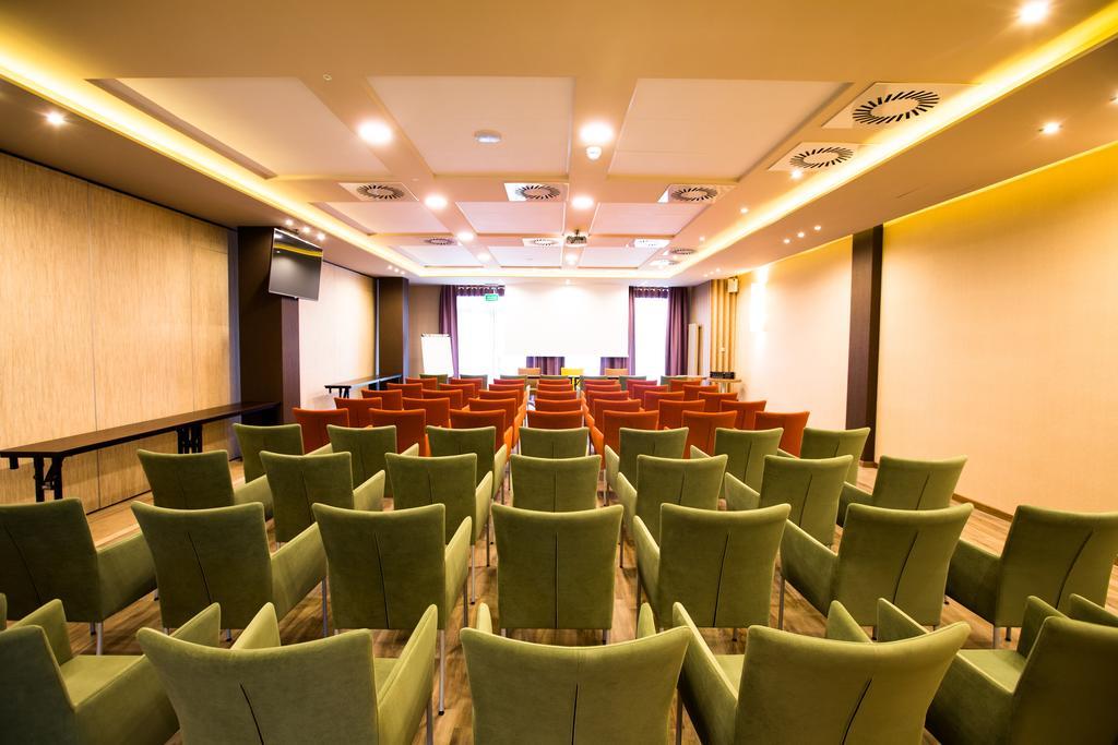 Mineral Hotel Malinowy Raj Solec Zdroj Luaran gambar